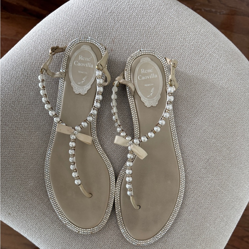 Cute bow sandals